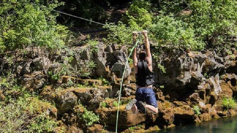 Want Your Own 250 Foot Zip Line? I Kinda Think You Do.