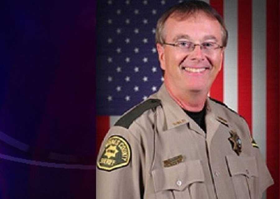 An Anti-Gun Sheriff Mike Johnstone Negligently Shoots Himself | An Anti Gun Sheriff Negligently Shoots Himself featured1 An Anti-Gun Sheriff Negligently Shoots Himself featured