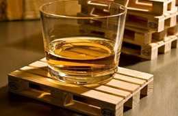 Mini Wooden Palette Drink Coasters Featured