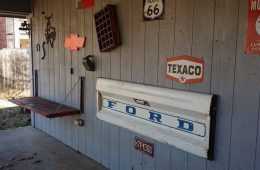 How To Make A Tailgate Wall Bench Featured