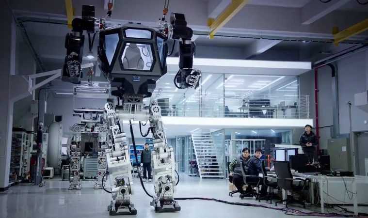 Korean Tech Company Has Built A Fully Functional 14 Foot Tall Bipedal Mech Featured