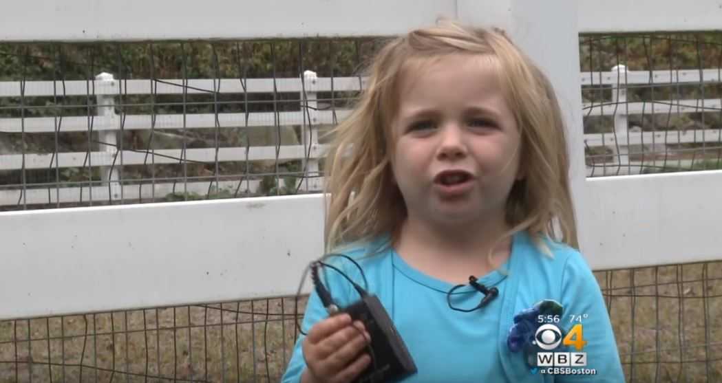 When This Four-Year-Old Saw A Man “Sleeping” On A Bathroom Floor, She Knew She Had To Run For Help | g7 When This Four-Year-Old Saw A Man “Sleeping” On A Bathroom Floor, She Knew She Had To Run For Help