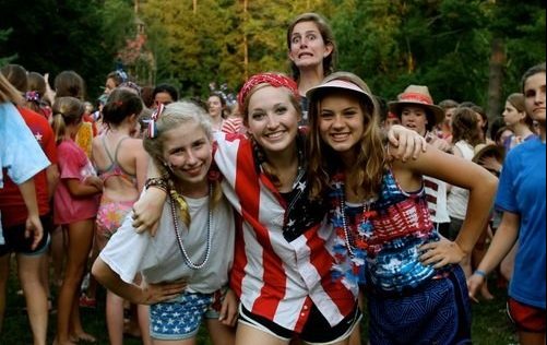 20 Epic Photo Bombs 