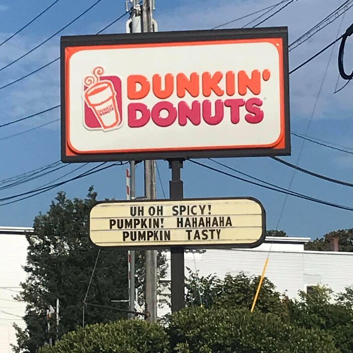 32 Epic Sign Fails That Will Make You Laugh 