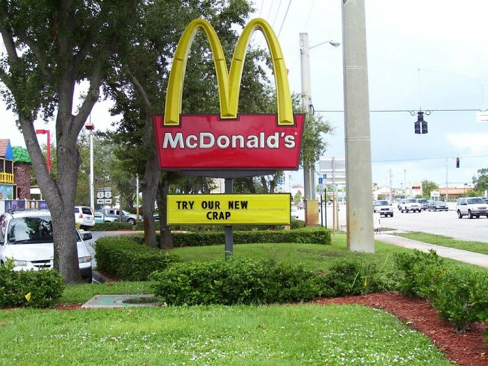 32 Epic Sign Fails That Will Make You Laugh 