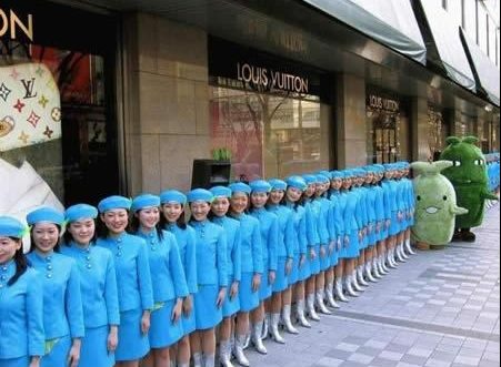 20 Epic Photo Bombs 