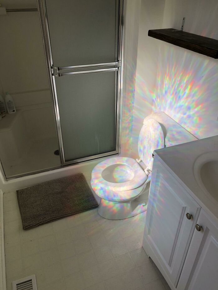 30 MindBlowing Reflections That Were Perfectly Captured 
