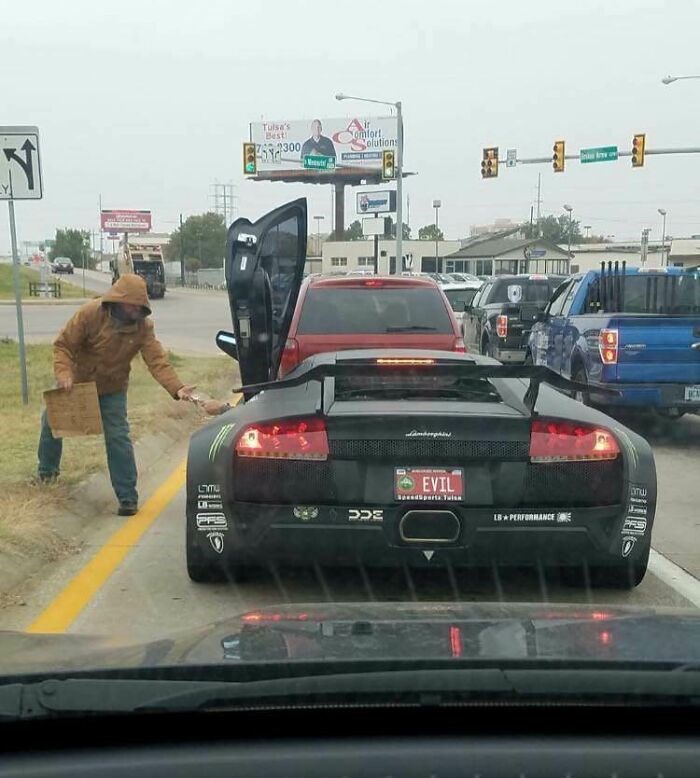 30 Outrageousness And Rebels Who Want To See The World Burn 