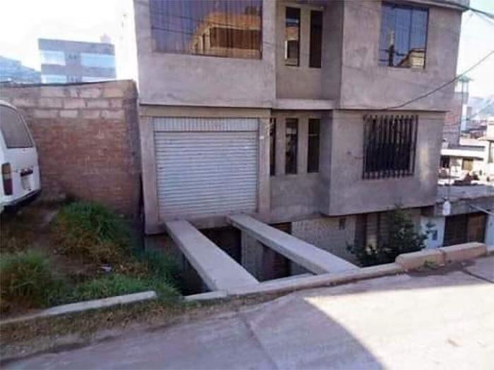 30 Funny Home Designs That Make Absolutely No Sense