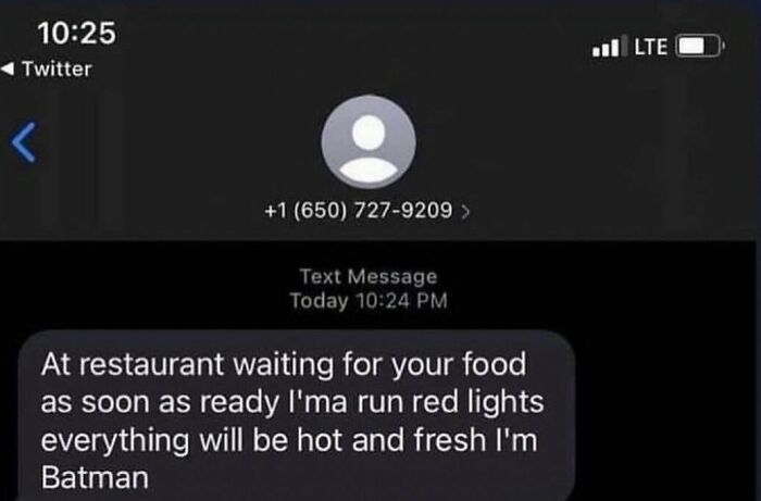 30 Hilariously Unhinged Text Conversations With Food Delivery Drivers