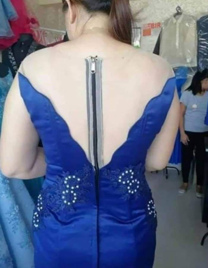 30 Hideous Dresses That Should Have Never Been Made 
