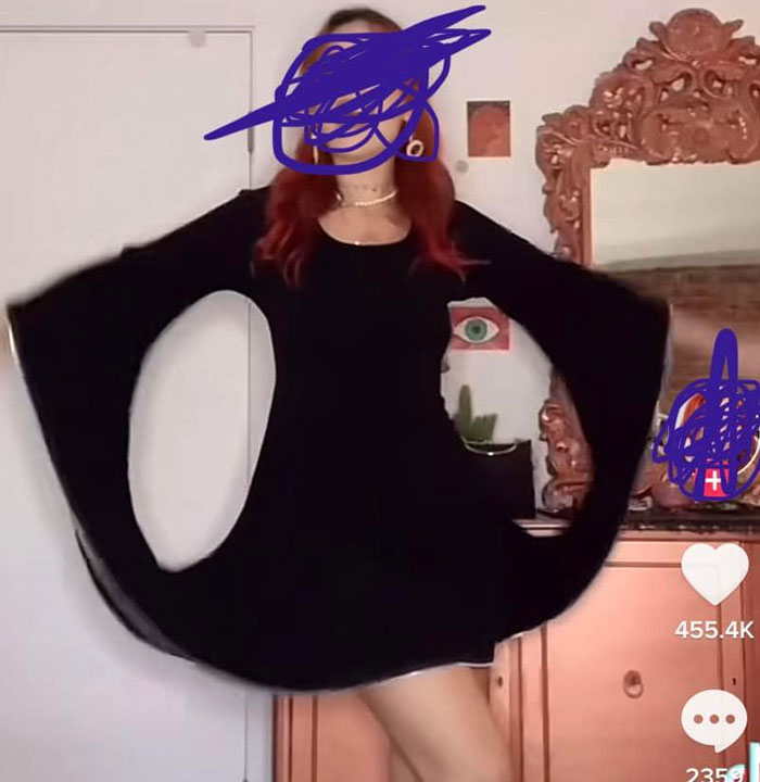 30 Hideous Dresses That Should Have Never Been Made 