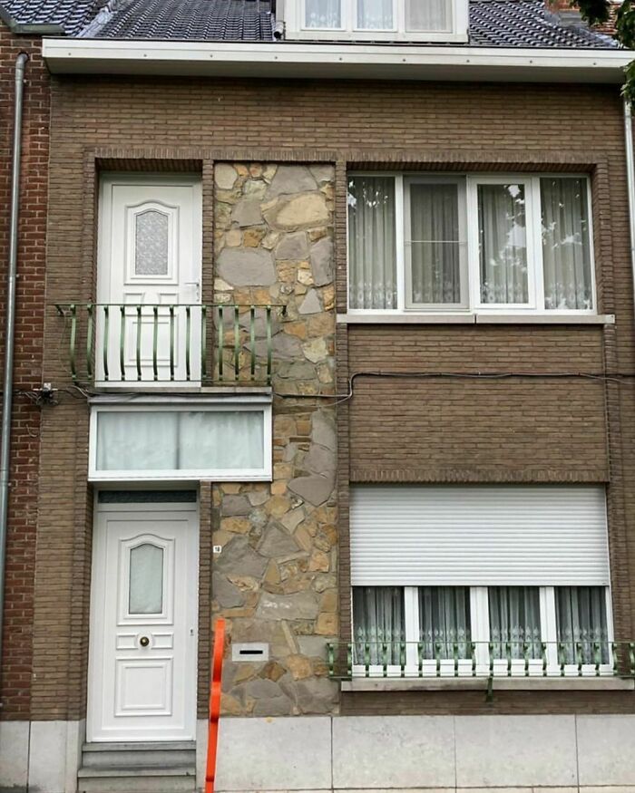 30 Ugly Houses That Are So Bad, It’s Hilarious