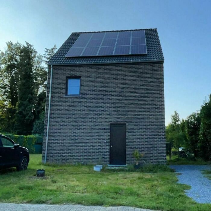 30 Ugly Houses That Are So Bad, It’s Hilarious