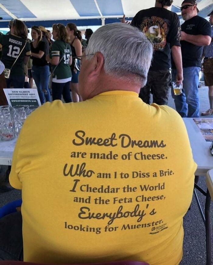 30 Horrendous TShirts That People Were Shamelessly Wearing In Public 