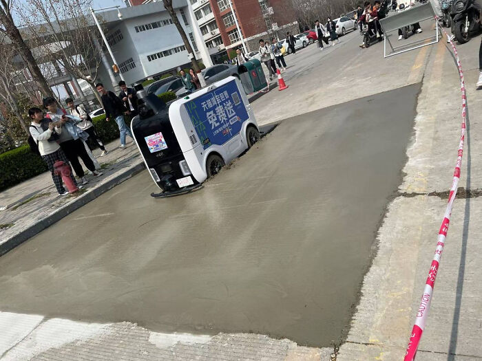 30 Epic Fails And Accidents That Costed Fortunes