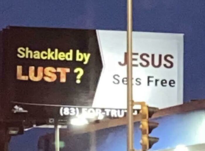 30 Cringeworthy Design Mistakes That Turned These Signs Into A Meme 