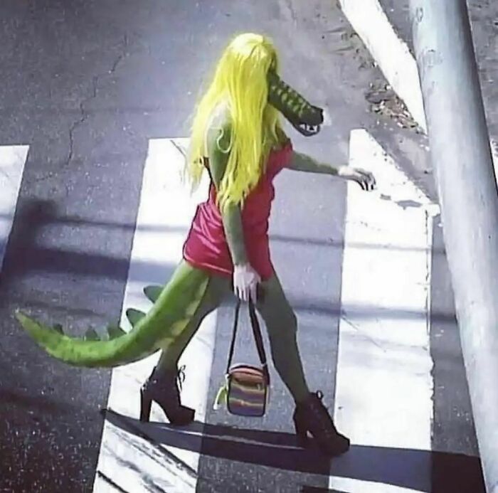 30 Of The Weirdest Images Found On Instagram 