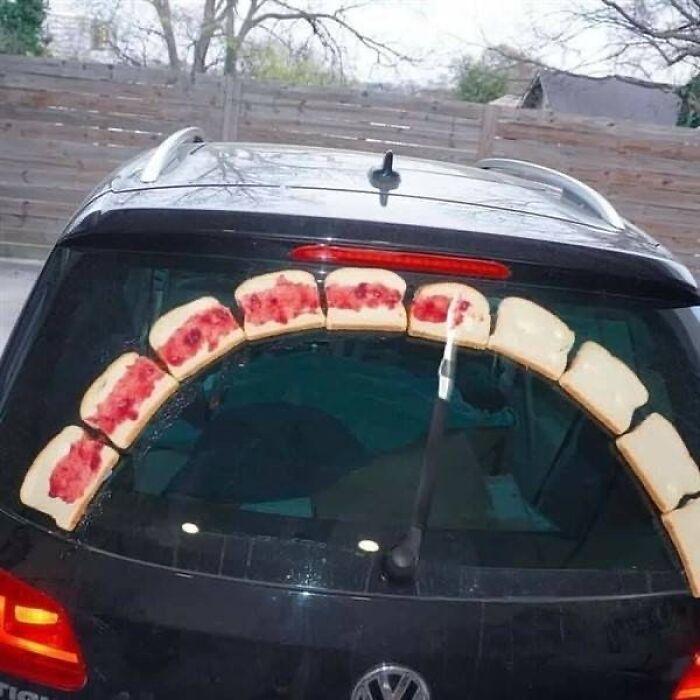 30 Of The Weirdest Images Found On Instagram 