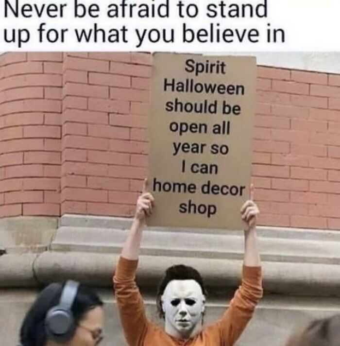 30 Hysterical Festive Memes To Laugh At