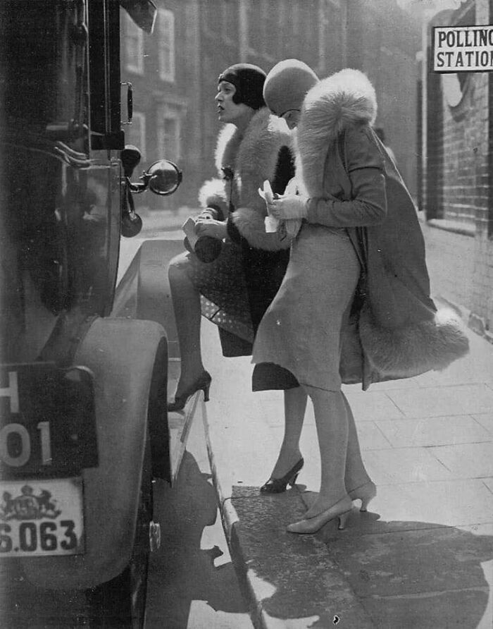Old Vintage Photos 637F8Dc361B6A 700