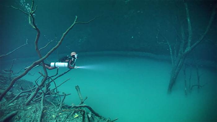 30 Of The Most Incredible, Stunning, And Weird Natural Phenomena