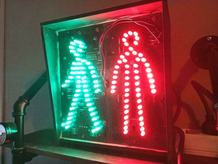 30 Brilliant Traffic Gadgets From Cities Around The World 