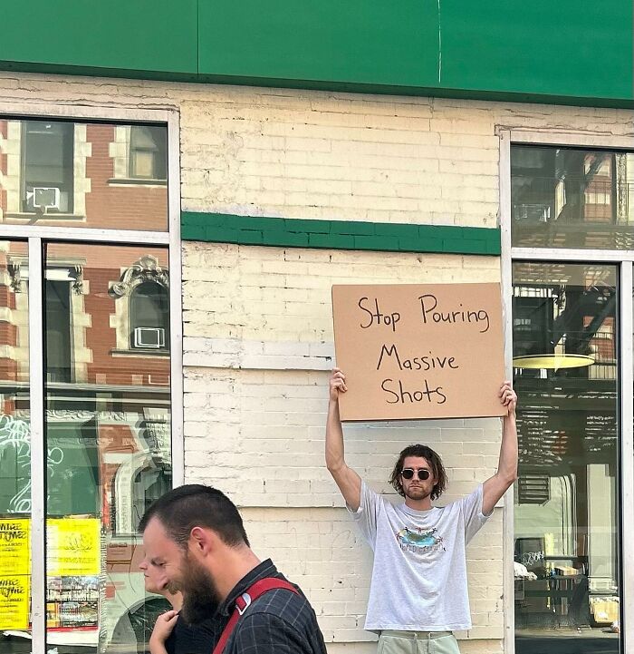 30 MustSee Hilarious 'Dude With Sign' Images For A Good Laugh