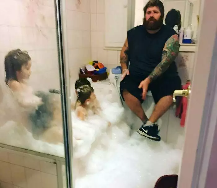 Dads Alone With Kids 58 656841697276D 700