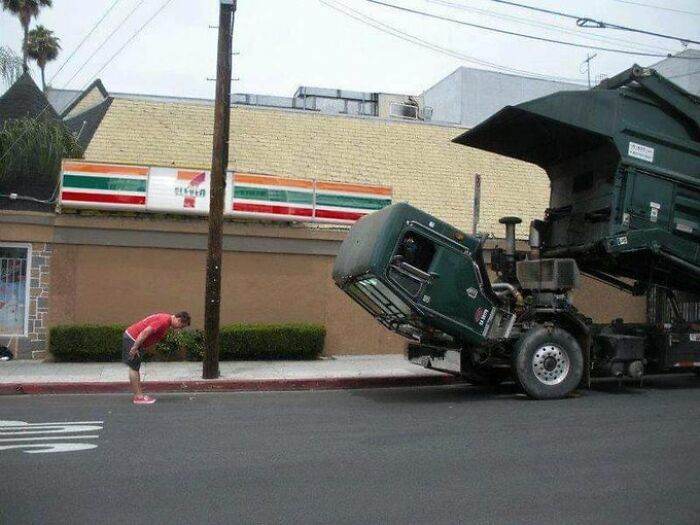 Strange Weird Cursed Images 81 656Edc5E2A3Aa 700