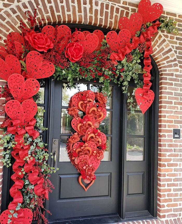 Creative Valentines Day Decorations 5 65C54Fd71B8C4 700