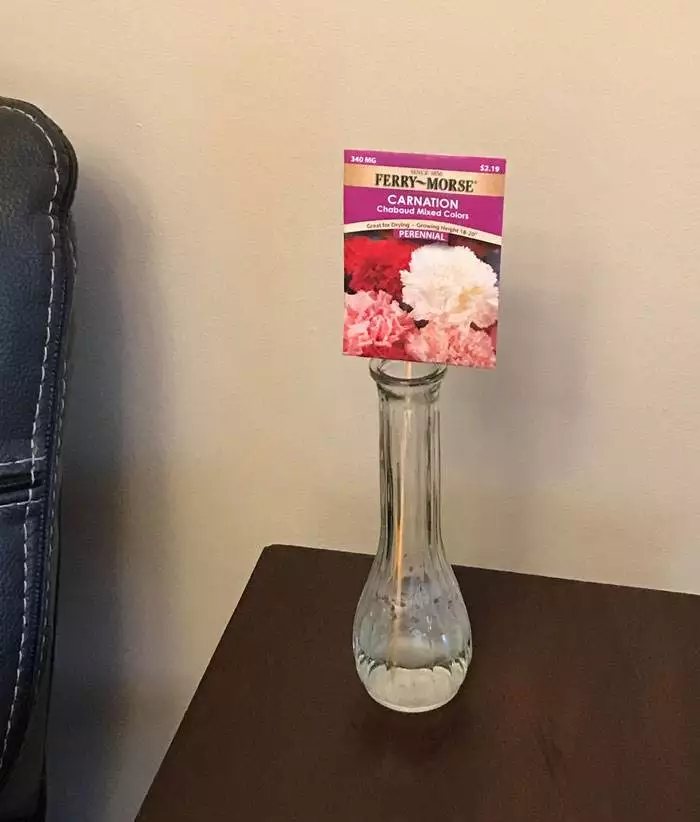 30 Instances Of Surprising Valentines With Hilarious Humor