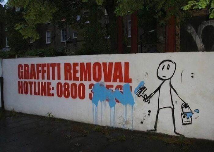 30 Instances Of People Spotting Unexpectedly Funny Signs