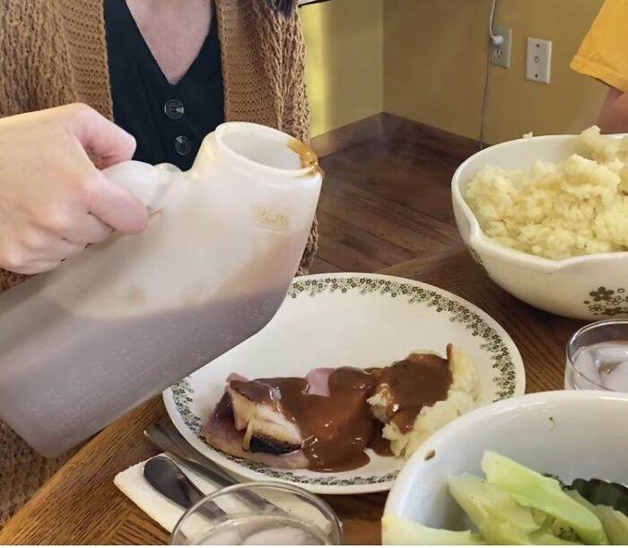 Weirdest Food Serving We Want Plates 14 6638853326E87 700