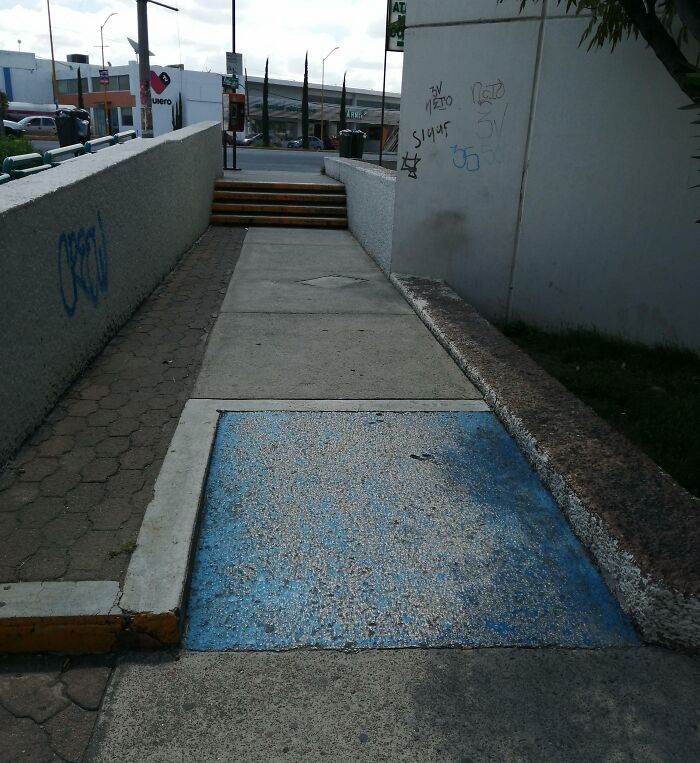 6684F44118A16 Stair Design Fails
