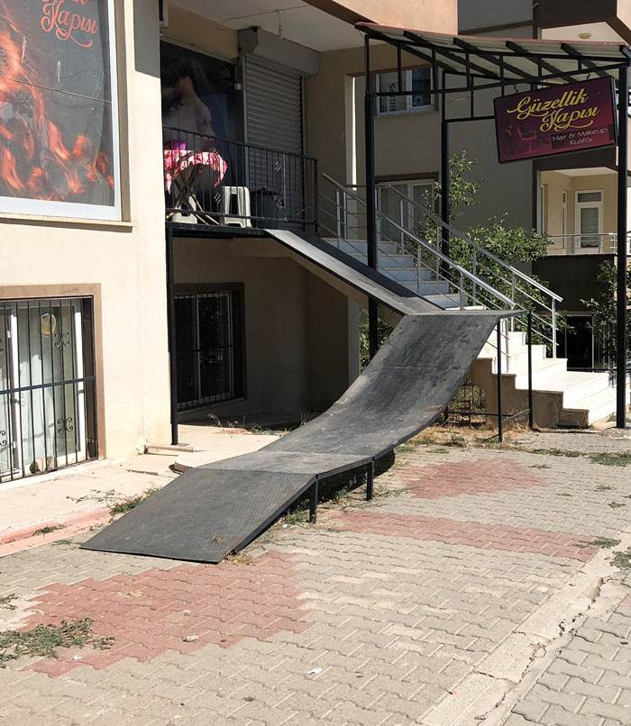 Stair Design Fails 32 667Bb5E024093 700