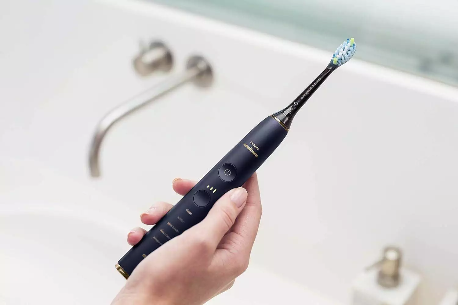 Philips Sonicare Diamondclean Smart 9500 Electric Toothbrush