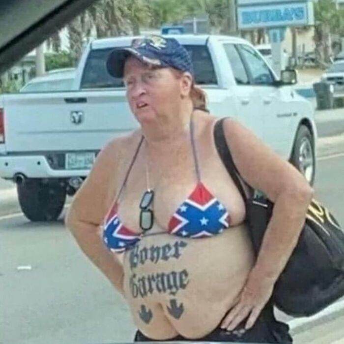 Bad Tattoos Pics 672B1Eec639F5 700